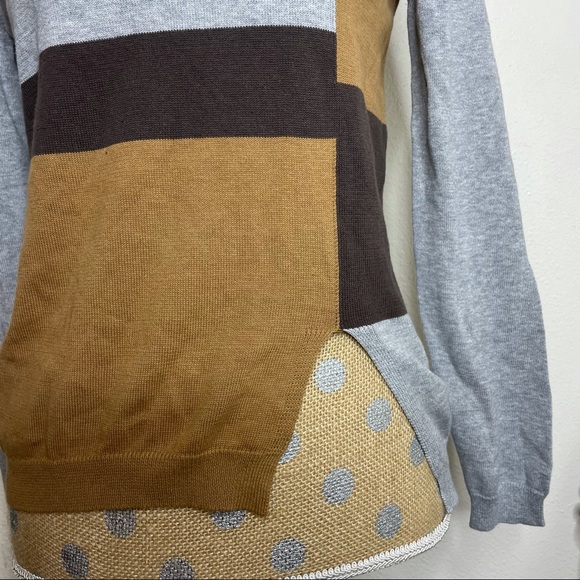 Frock Shop Grey Abstract Stripe Browns Side Slit Small Sweater - Picture 4 of 10